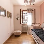 Casa Dell'artista *
