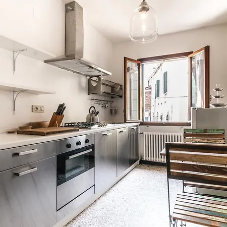 Casa Dell'artista *